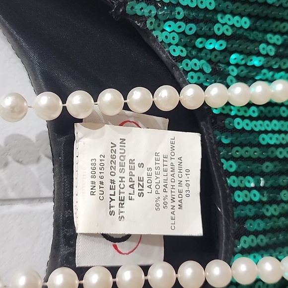 Small flapper Sequin dress. - Picture 4 of 4